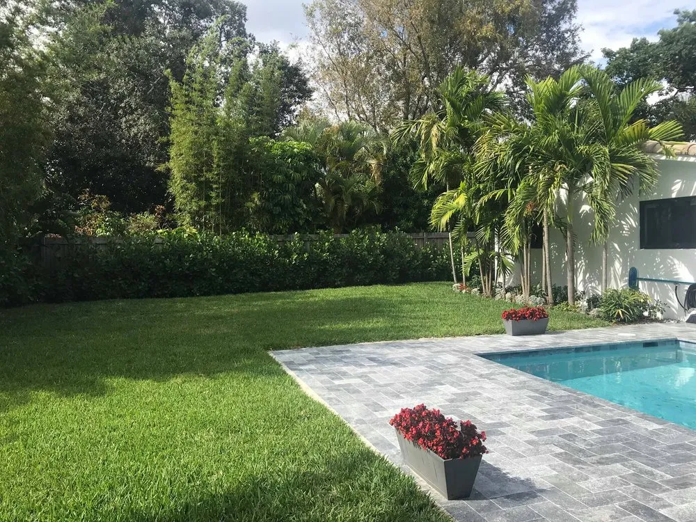 Custom garden landscaping for residential properties in Fort Lauderdale, FL by WS Sod & Landscaping