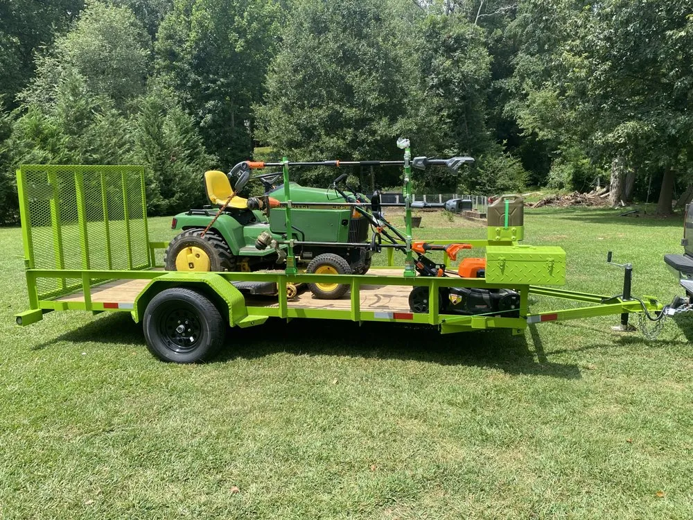 Custom lawn care service for homes in Austell, GA by WTL