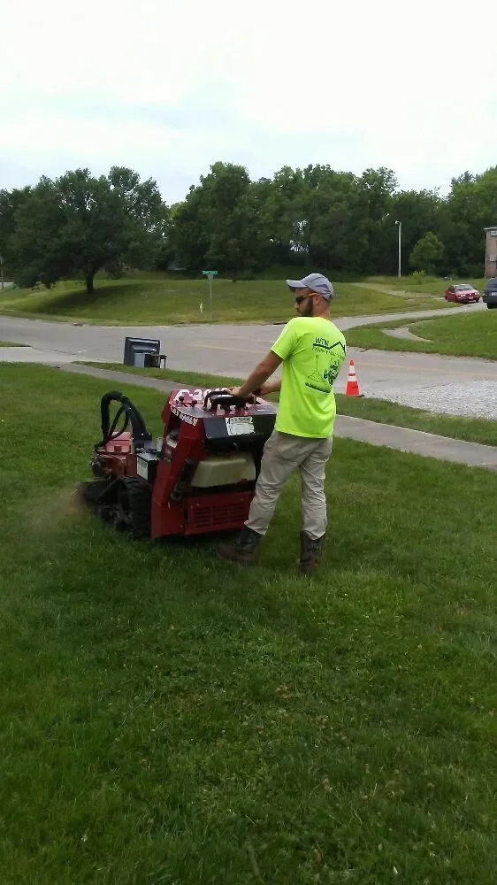 Reliable garden landscaping in Dayton, OH by WTM Property Maintenance