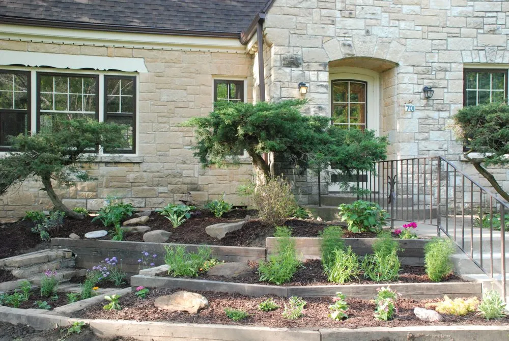 Expert outdoor landscaping experts serving Champaign, IL - Wunder Grun