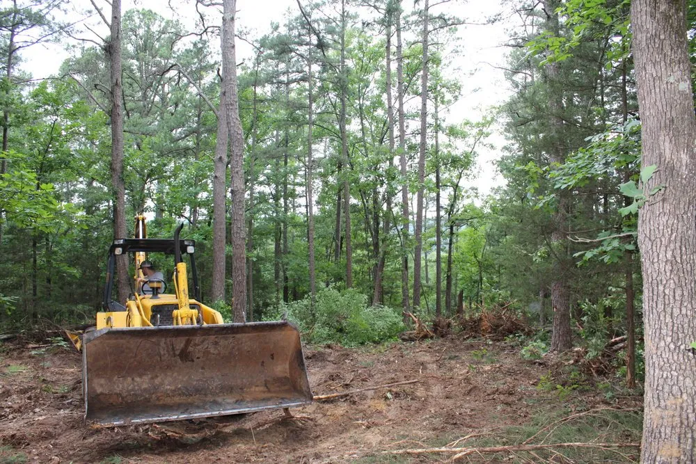 Reliable garden landscaping in Colbert, OK by W&W Enterprises