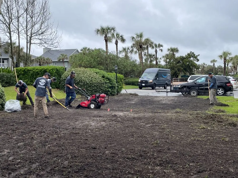 Reliable yard maintenance in Jacksonville, FL by W&W Land and Lawn Care