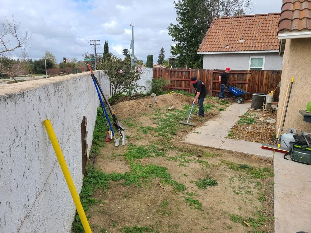 Expert outdoor landscaping in La Verne, CA - W.W. Lloyd Artificial Turf and Landscaping
