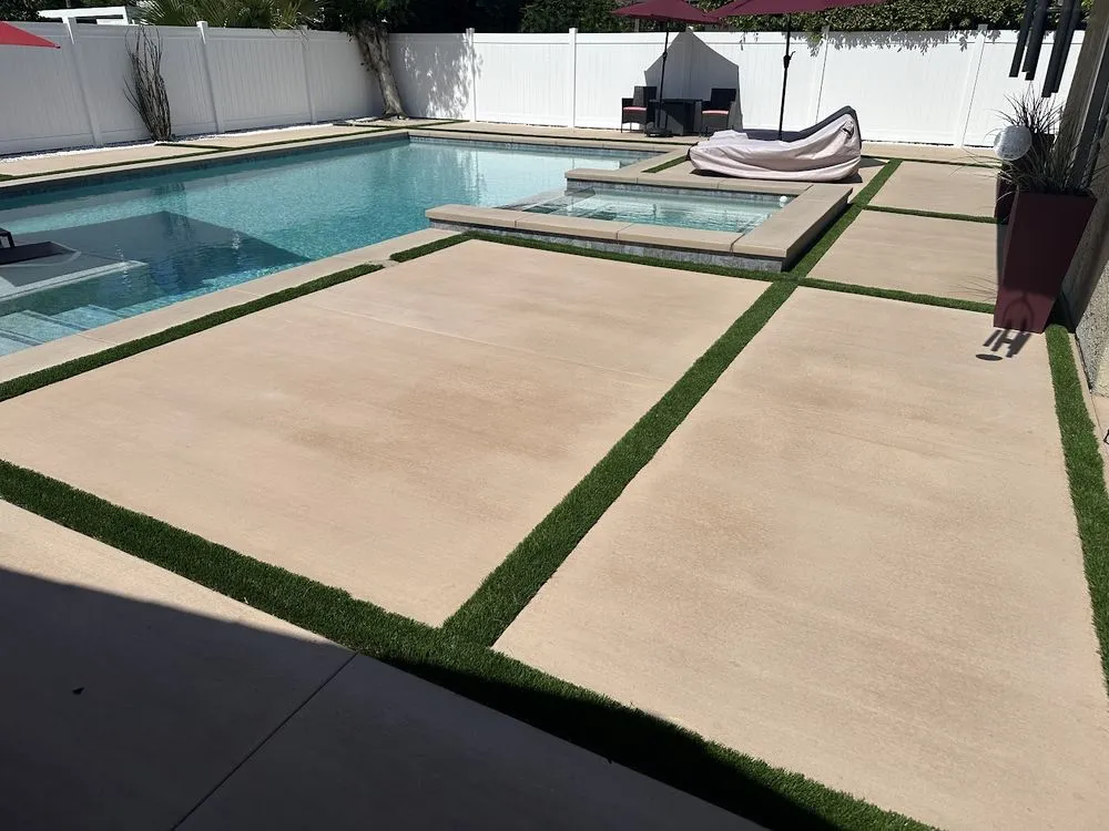 Trusted lawn mowing service experts serving La Verne, CA - W.W. Lloyd Artificial Turf and Landscaping