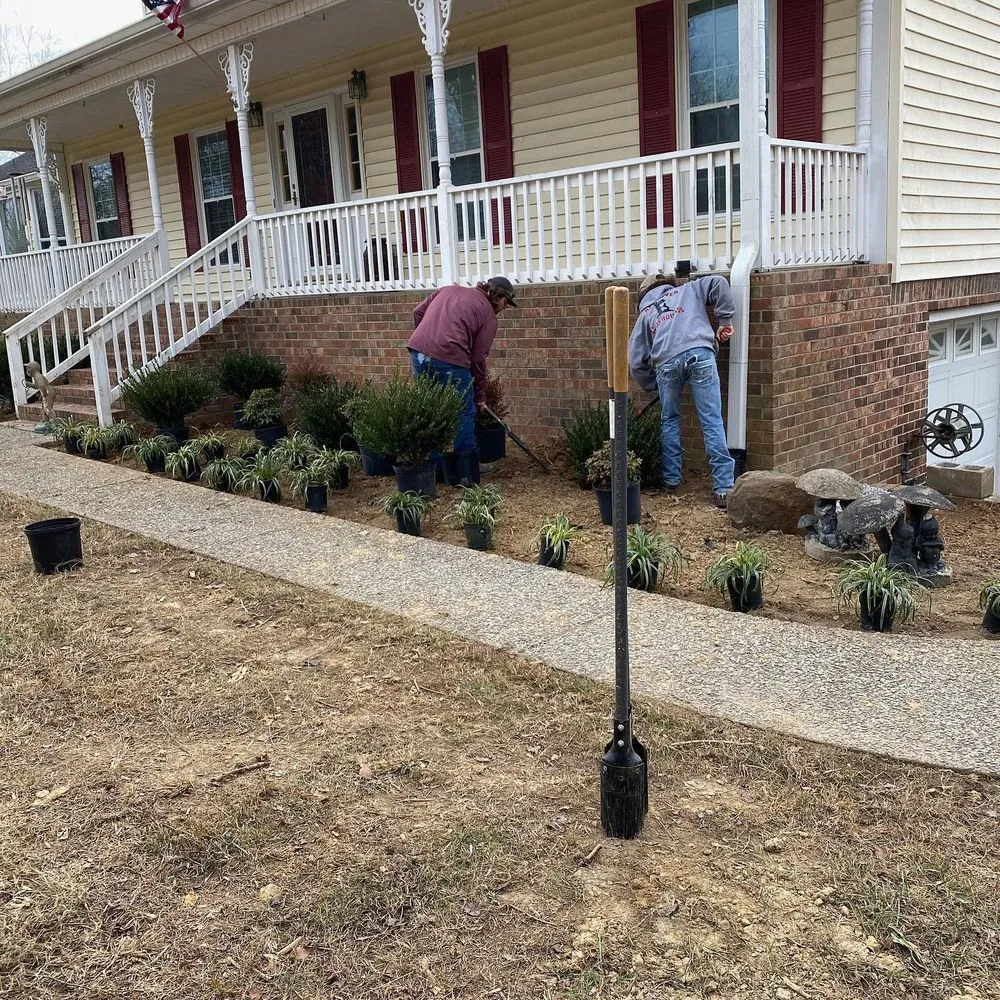Reliable yard cleanup service in New Melle, MO - Wyat's Lawn and Landscape