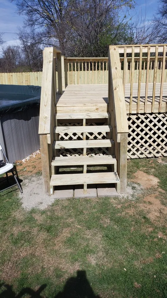 Professional outdoor landscaping in Louisville, KY - Wyatts Lawncare & Landscaping