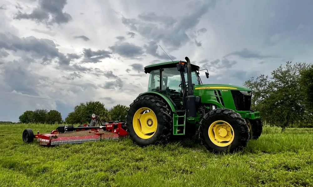 Affordable yard maintenance in Fort Pierce, FL - Wyco Ag Services