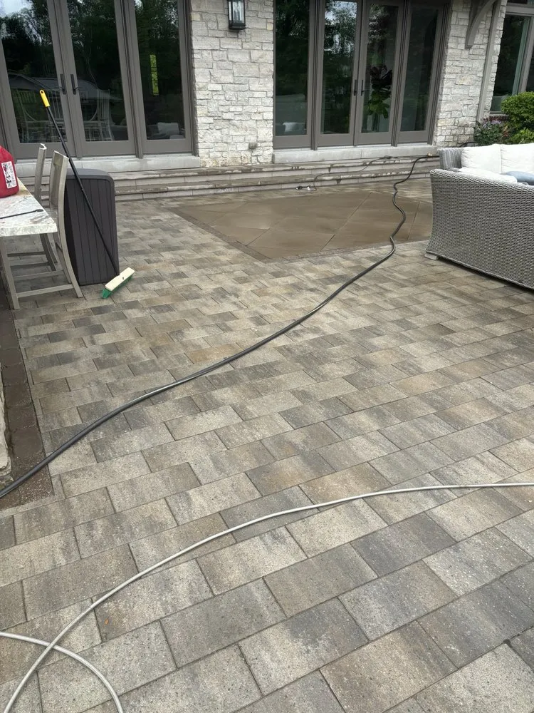 Top-rated lawn care service in Commerce Township, MI by Wynn’s Landscaping