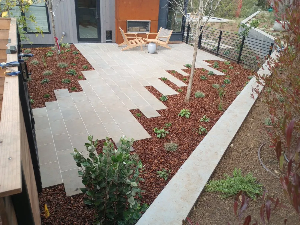 Expert garden landscaping experts serving San Jose, CA - Xavier Handymen Landscape and Construction