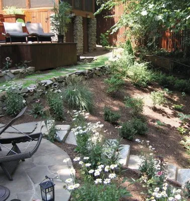 Xavier’s Landscaping Logo