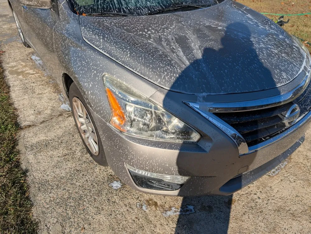 Local yard cleanup service for year-round maintenance in Macon, GA by Xazier Junk Removal Get It Gone