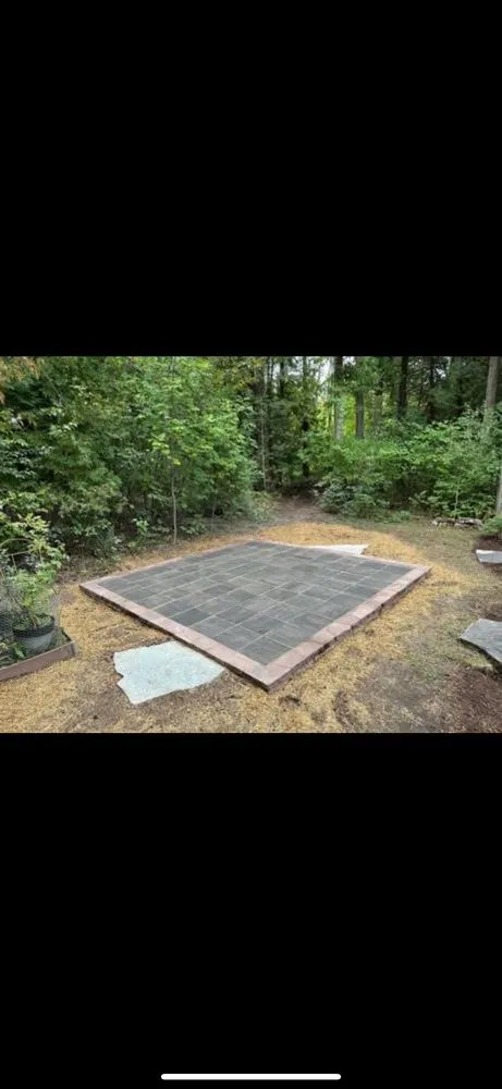 Top-rated garden landscaping in Green Bay, WI by Xclusive Landscaping