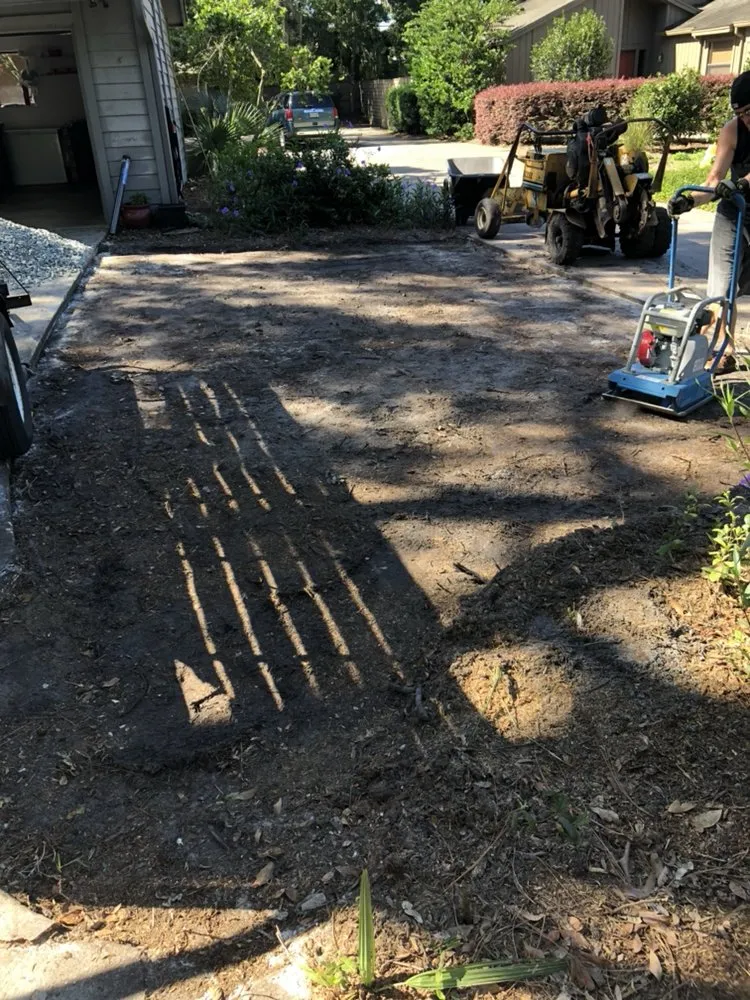 Custom yard cleanup service in Casselberry, FL - XD Land Service