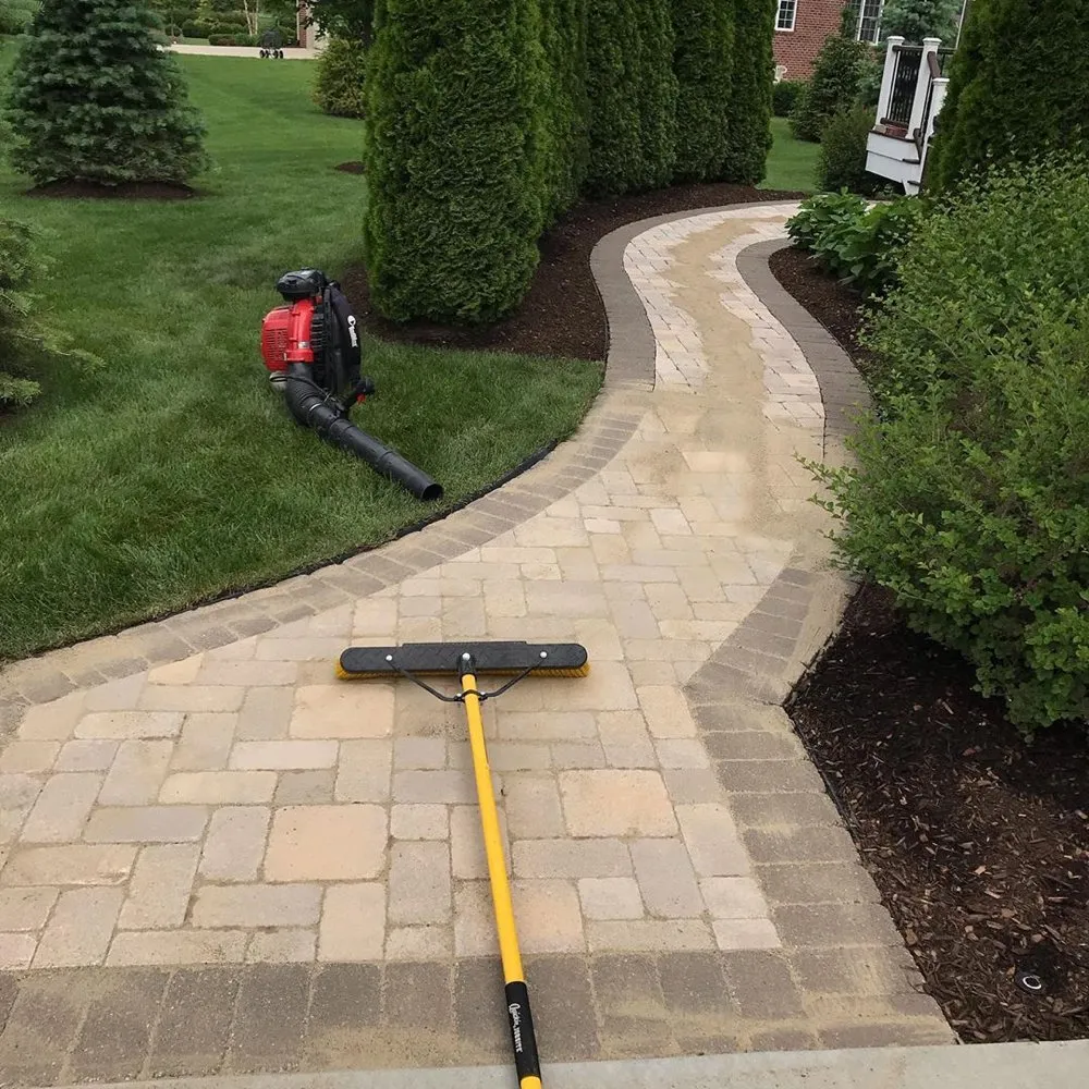 Professional lawn mowing service for beautiful yards across Woodland HIlls, CA - Xenoscapers