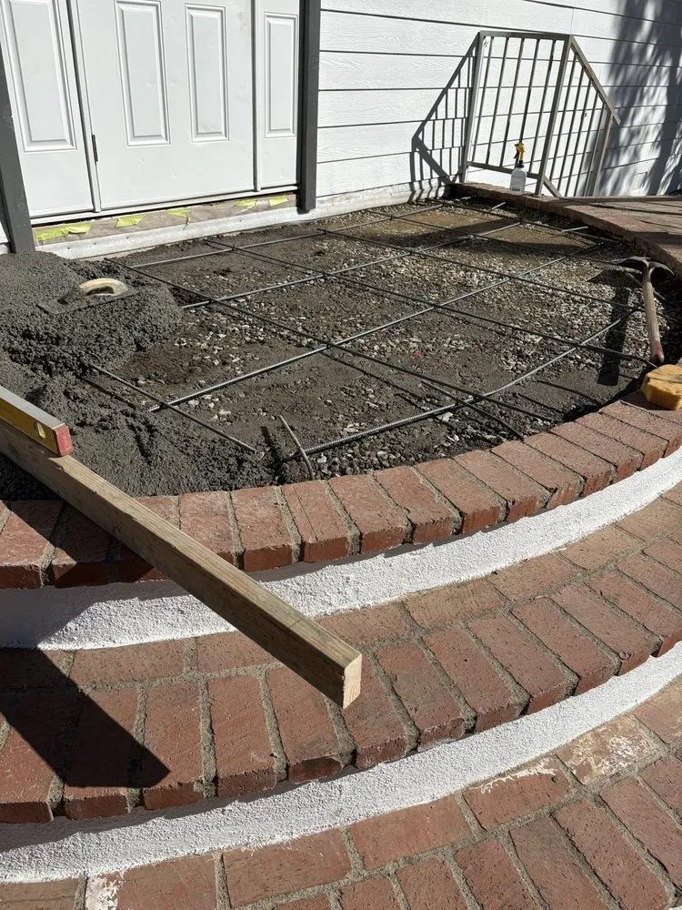 Local yard maintenance in Perris, CA - Xpert Landscape