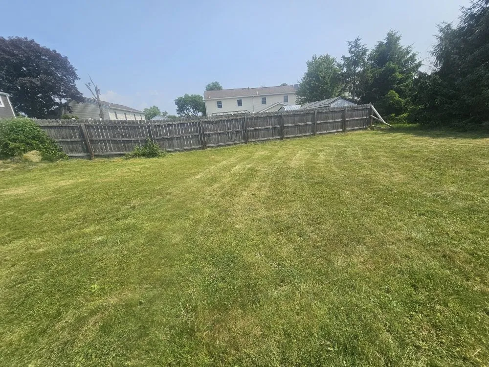 Local residential landscaping in Brackenridge, PA - Xplaz