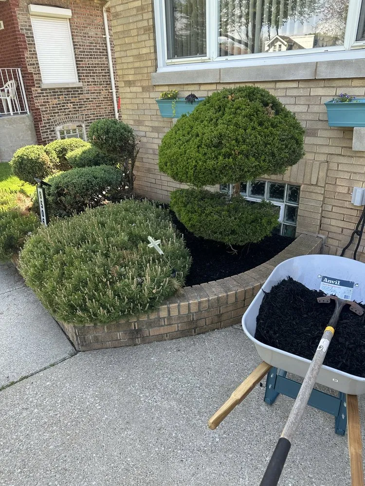 Custom lawn care service experts serving Dyer, IN - Xpress Bros Landscaping