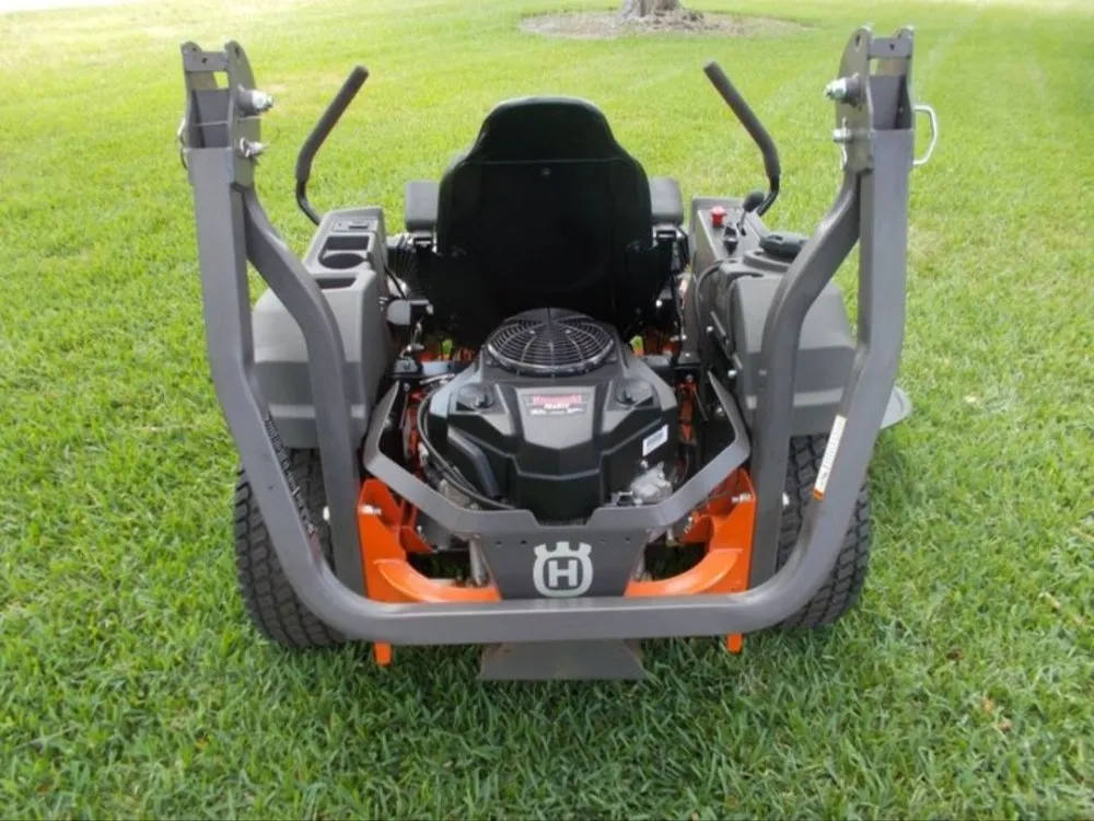 Reliable lawn mowing service experts serving Mulberry, FL - Xpress Lawn Care