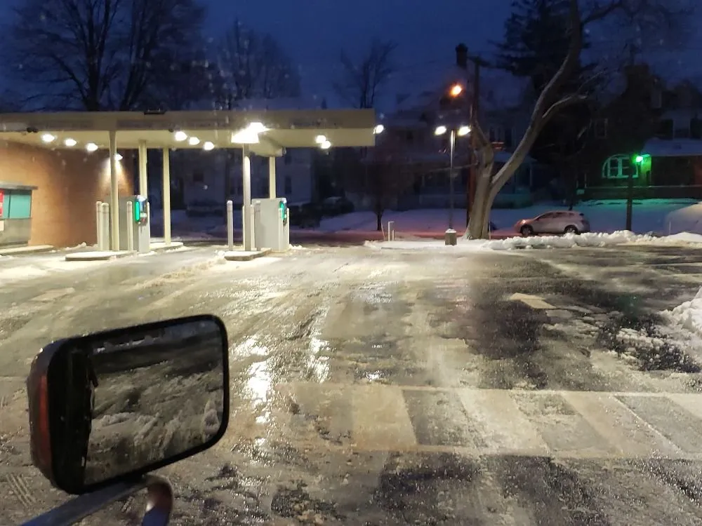 Affordable yard maintenance experts serving Newington, CT - Xpress Lawn Care