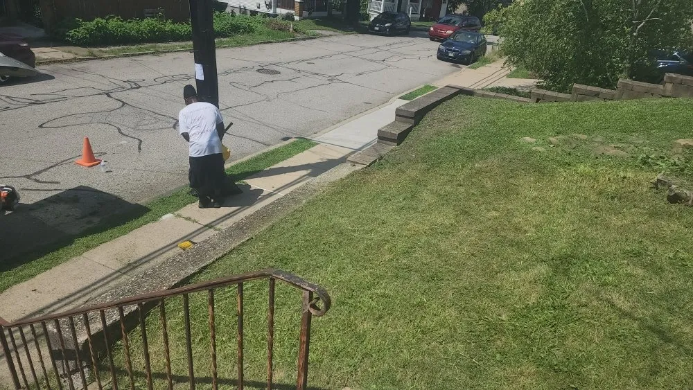 Local outdoor landscaping for homes in Pittsburgh, PA by Xtra Handz