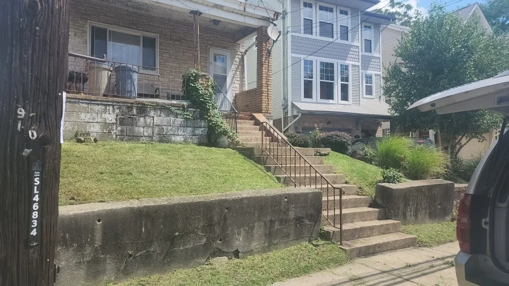 Top-rated garden landscaping in Pittsburgh, PA by Xtra Handz