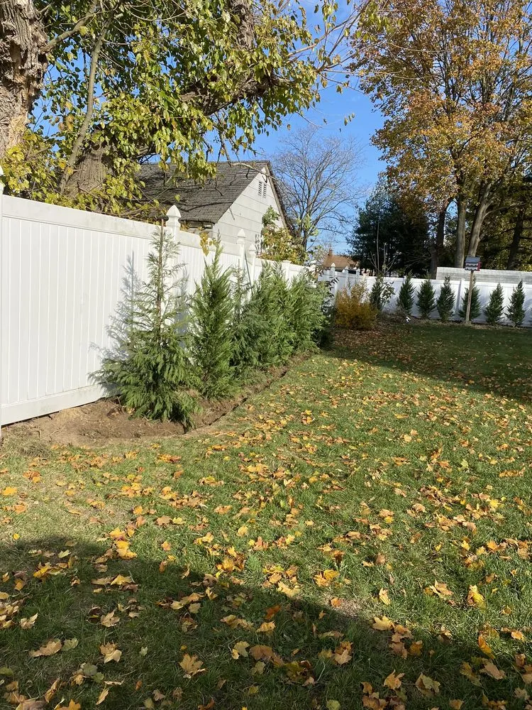 Local lawn mowing service for year-round maintenance across Freeport, NY - Xtreme Landscaping