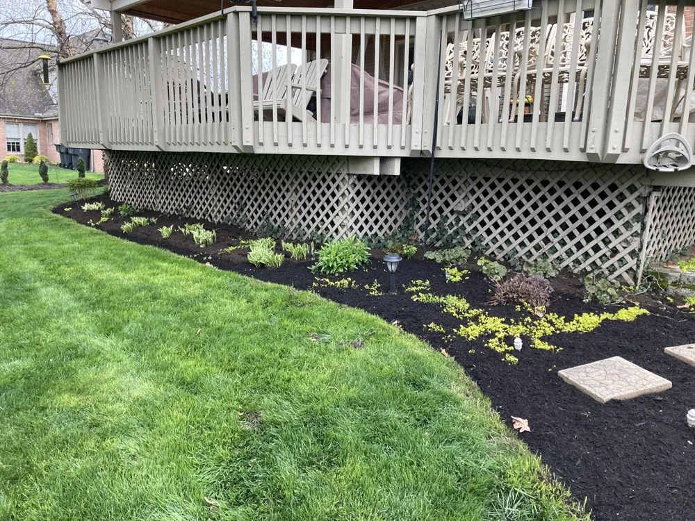 Top-rated garden landscaping in Zelienople, PA by Xtreme Lawn Services