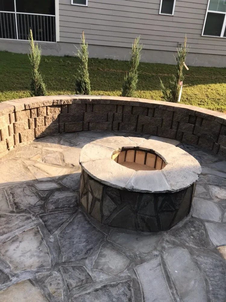 Top-rated yard cleanup service for year-round maintenance across Raleigh, NC - Y---------e Landscape