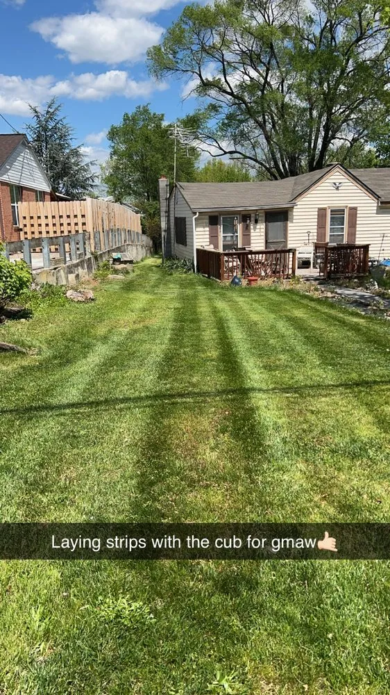Expert lawn care service in Toms Brook, VA by Y-it’s Fix Em Up’s