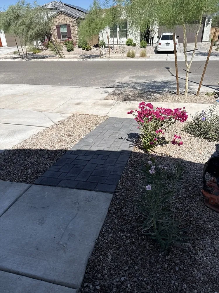 Custom outdoor landscaping for homes across Goodyear, AZ - Ya benitez landscaping