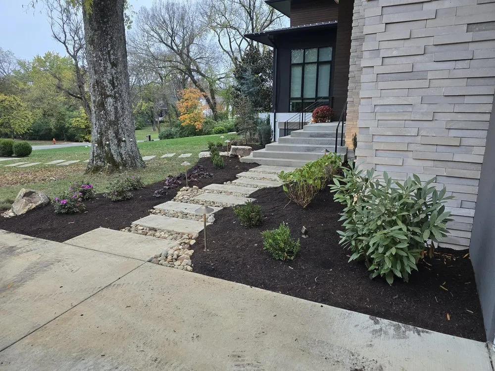 Local yard cleanup service experts serving Nashville, TN - Yaardvark Landscape