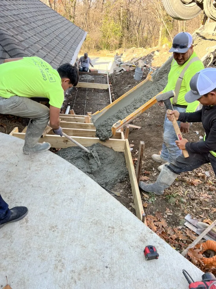 Custom yard maintenance experts serving Overland Park, KS - Yaels Landscaping