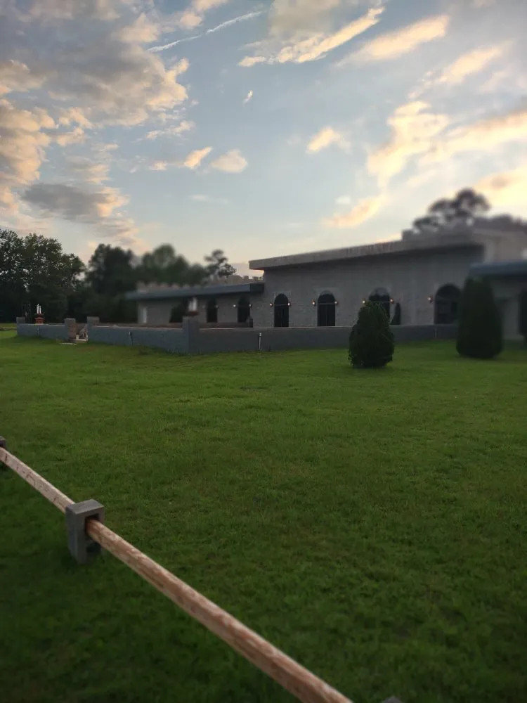 Custom lawn mowing service for beautiful yards in Fort Stewart, GA by Yah’s Everything