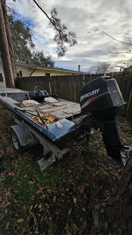 Reliable lawn care service near you in Summit, MS by Yaks Junk Removal