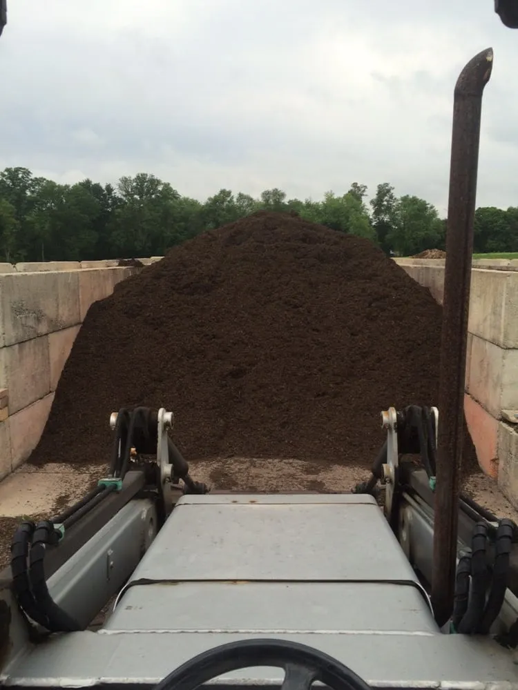 Local garden landscaping experts serving Coopersburg, PA - Yandle's Yardcare