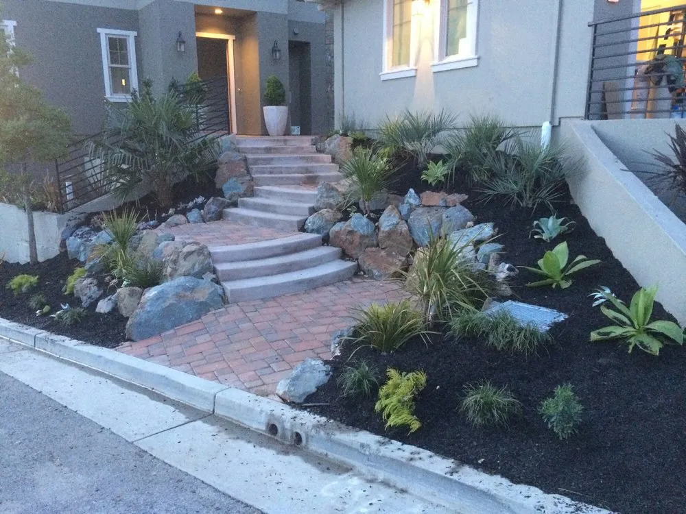 Affordable yard maintenance for year-round maintenance across San Martin, CA - Yanez Gardening