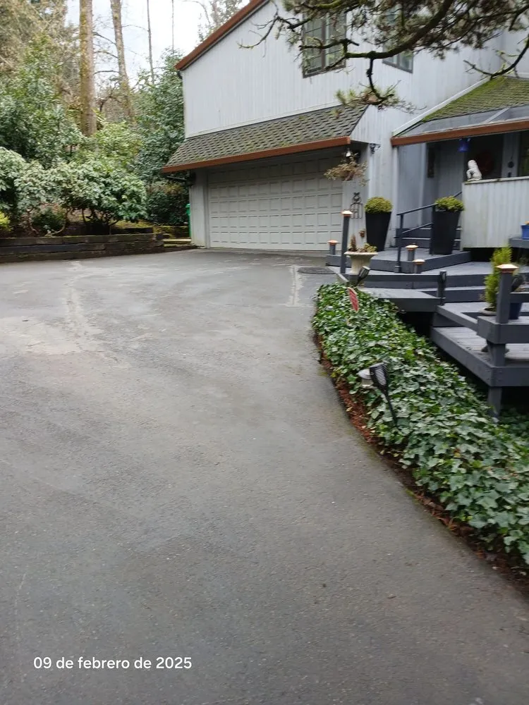 Local landscape design in Portland, OR by Yaniel's Yard Care Service
