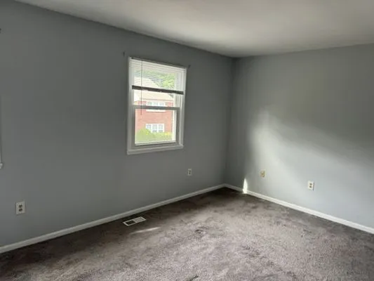 Yanni Style Home Improvement Logo