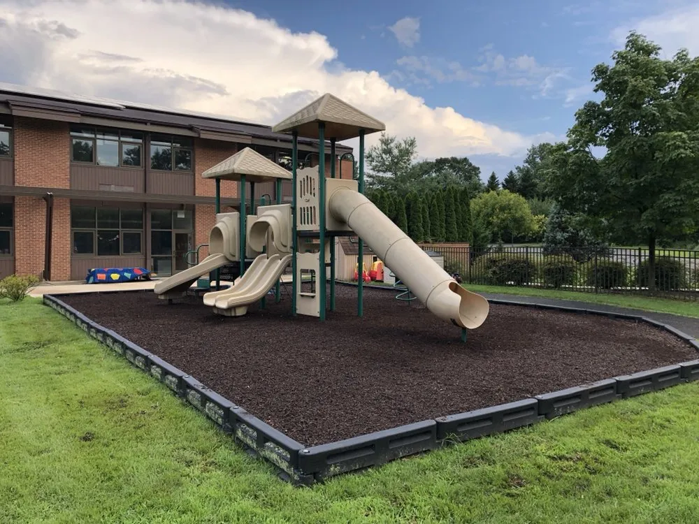 Professional residential landscaping experts serving Moorestown, NJ - Yanni’s Landscaping