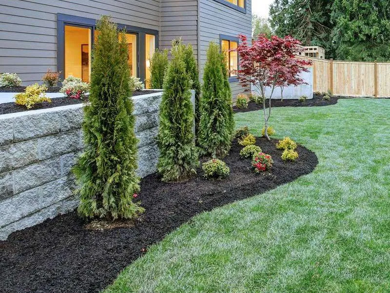 Expert yard cleanup service for beautiful yards in Moorestown, NJ by Yanni’s Landscaping
