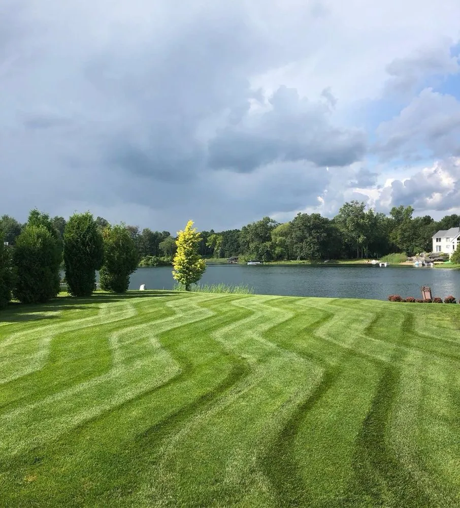 Affordable lawn care service for homes in Moorestown, NJ by Yanni’s Landscaping