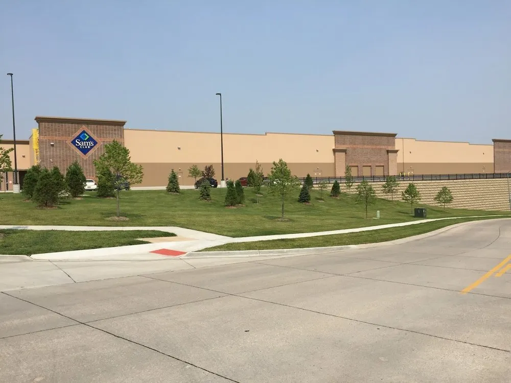 Professional outdoor landscaping experts serving Omaha, NE - Yano's Nursery