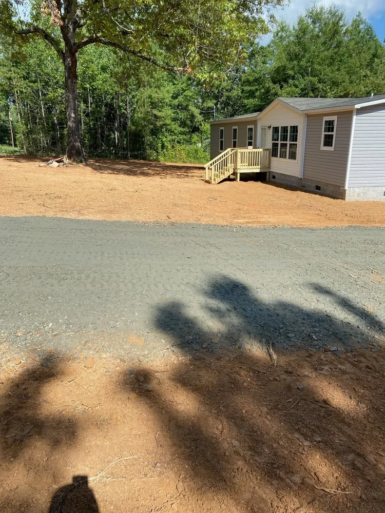Top-rated lawn care service with custom design across Salem, AL - Yantis Grading