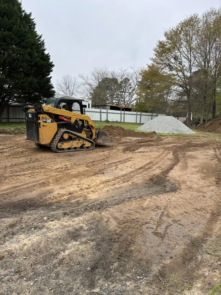 Reliable yard maintenance with custom design across Salem, AL - Yantis Grading