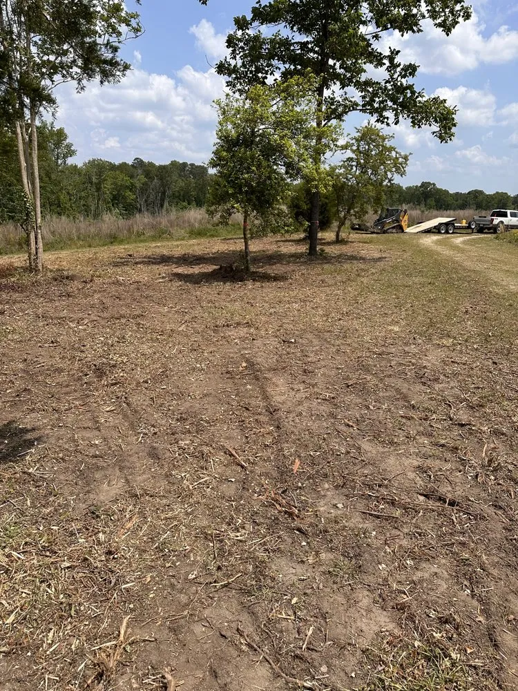 Professional lawn mowing service in Salem, AL by Yantis Grading