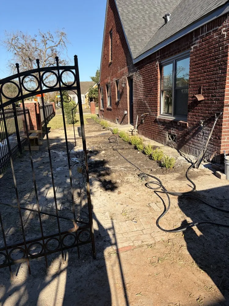 Trusted yard cleanup service experts serving The Woodlands, TX - Yard & Garden Works