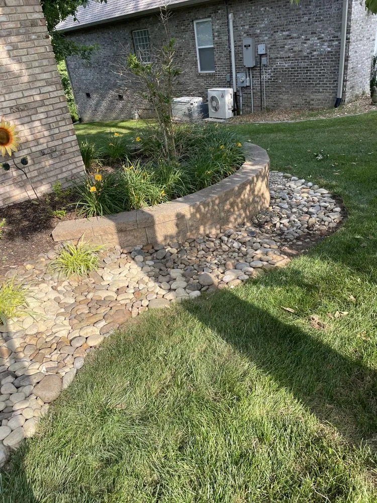 Expert yard maintenance in Crossville, TN - Yard ape landscapes