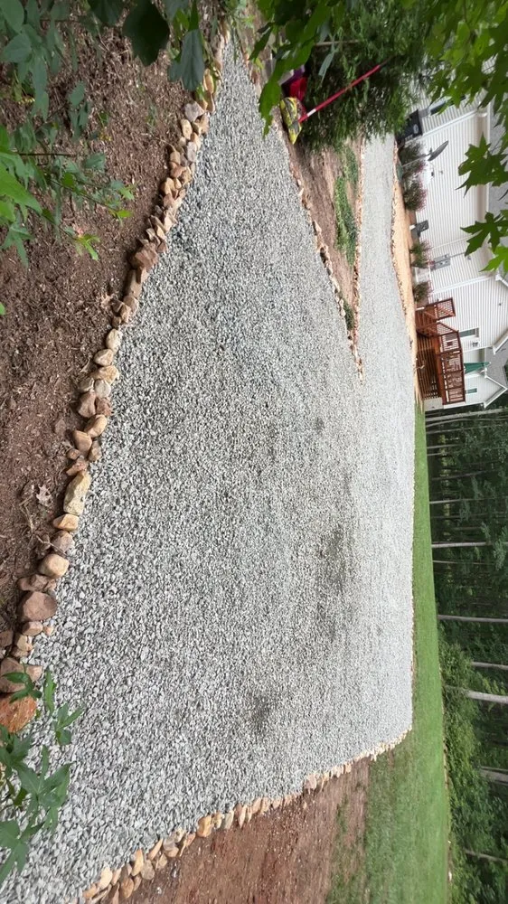 Affordable garden landscaping experts serving Louisa, VA - Yard Art Property Services