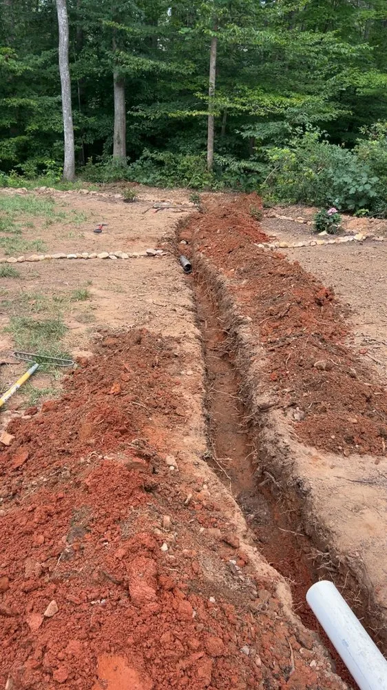 Local yard maintenance for homes in Louisa, VA by Yard Art Property Services