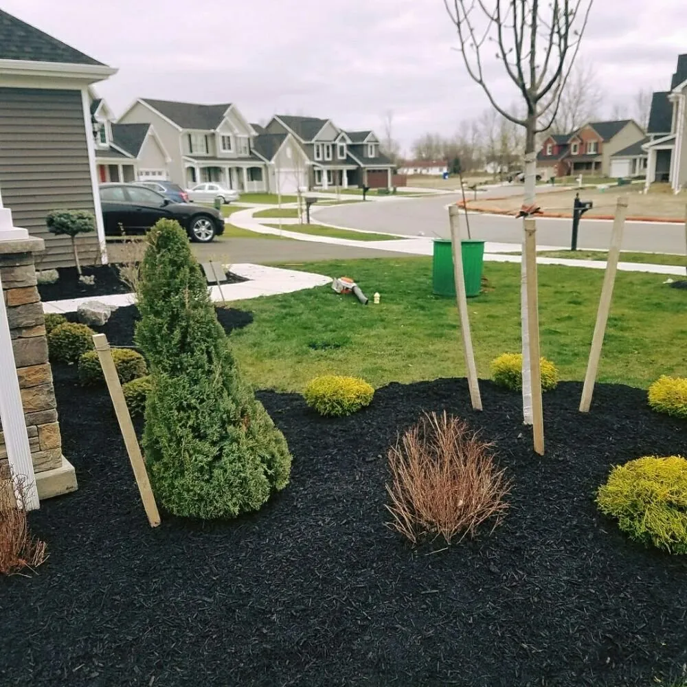 Professional garden landscaping experts serving Buffalo, NY - Yard Barber Lawn Service